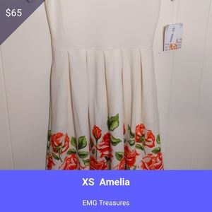 NWT XS Amelia floral dip Lularoe dress